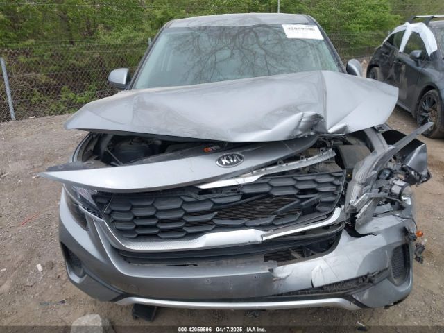 KNDEPCAA8M7104890 KIA Seltos Lx