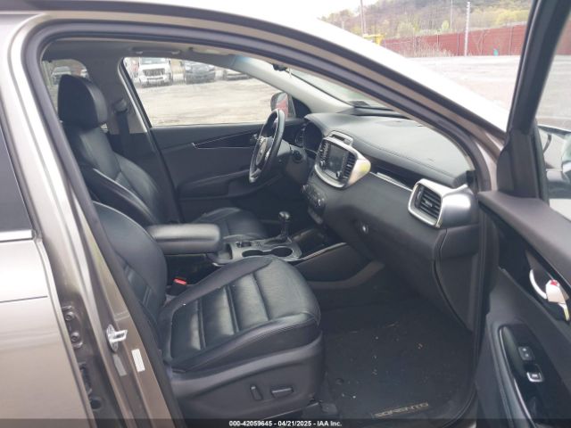 5XYPKDA58HG310610 KIA Sorento 3.3l Sx