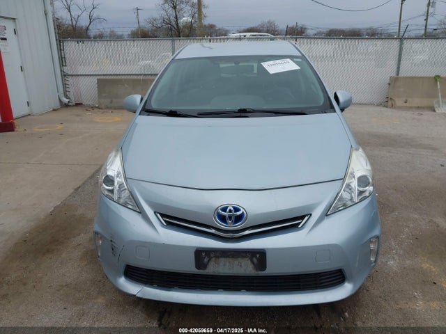 JTDZN3EU9E3338444 Toyota Prius V Two