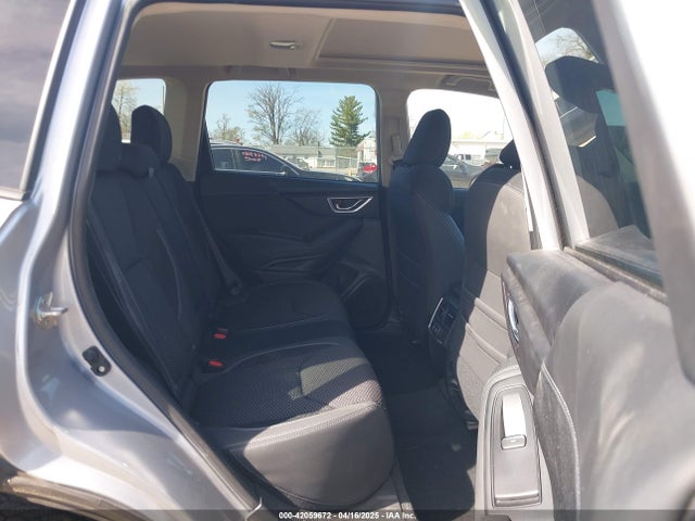 JF2SKAJC8MH522840 Subaru Forester Premium