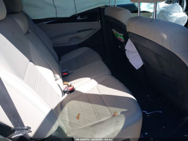 5XYPGDA59LG684461 KIA Sorento 3.3l S