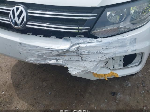 WVGBV7AX8HK054298 Volkswagen Tiguan 2.0t/2.0t S
