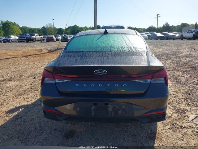 5NPLS4AG6MH034172 Hyundai ELANTRA SEL