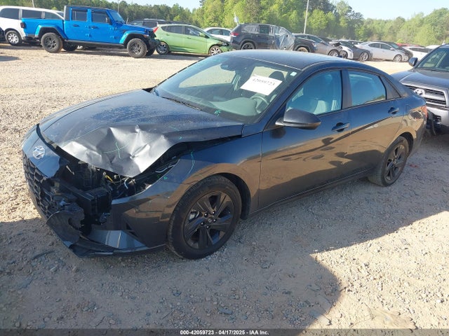 5NPLS4AG6MH034172 Hyundai ELANTRA SEL