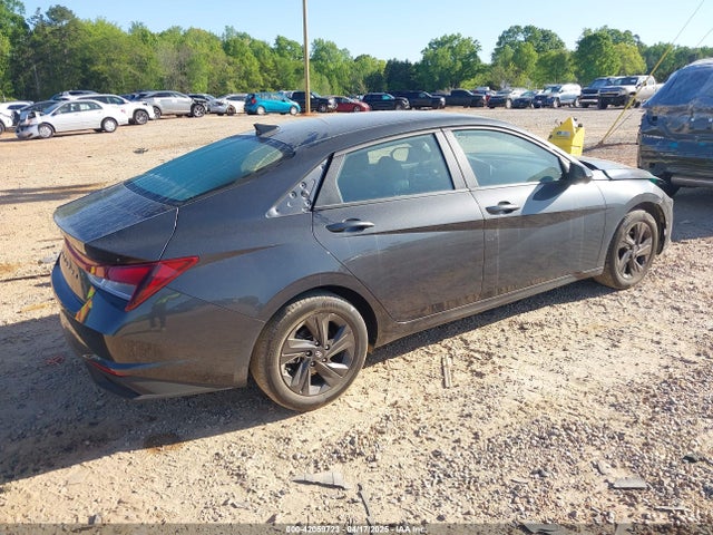 5NPLS4AG6MH034172 Hyundai ELANTRA SEL