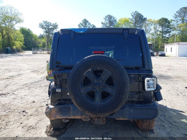 1C4HJXDG7KW671598 Jeep Wrangler Unlimited Sport