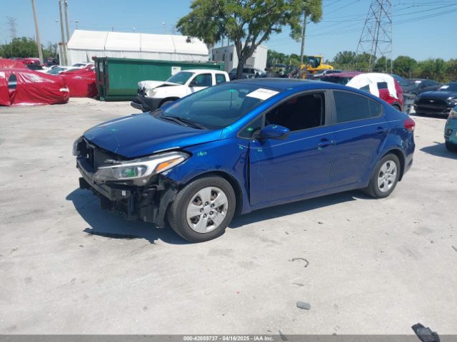 3KPFK4A7XJE257974 KIA FORTE LX