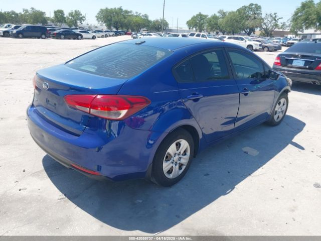 3KPFK4A7XJE257974 KIA FORTE LX