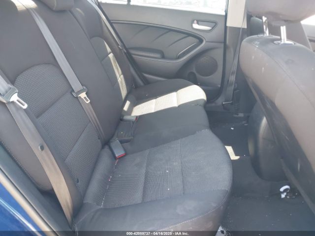 3KPFK4A7XJE257974 KIA FORTE LX