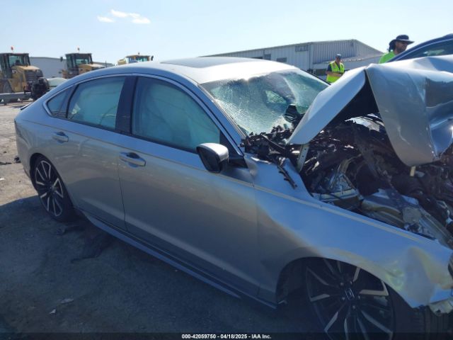 1HGCY2F85SA017082 Honda Accord Hybrid Touring
