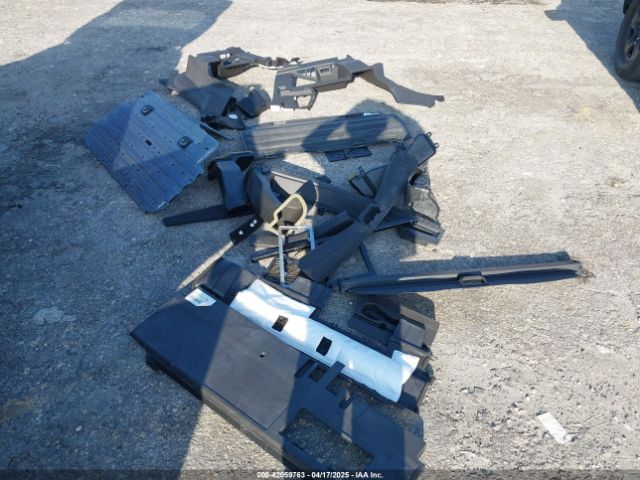 1FADP5FU9HL117693 Ford C-max Energi Titanium