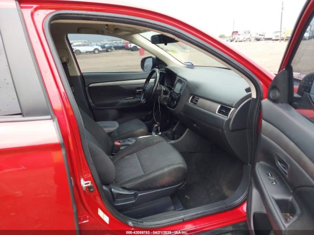 JA4AD3A33GZ034016 Mitsubishi Outlander Se