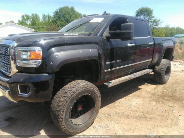 1GT12UEY0JF123557 GMC Sierra 2500hd Denali