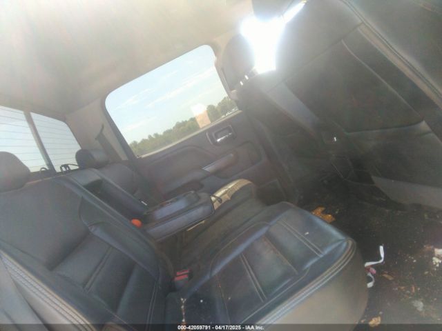 1GT12UEY0JF123557 GMC Sierra 2500hd Denali