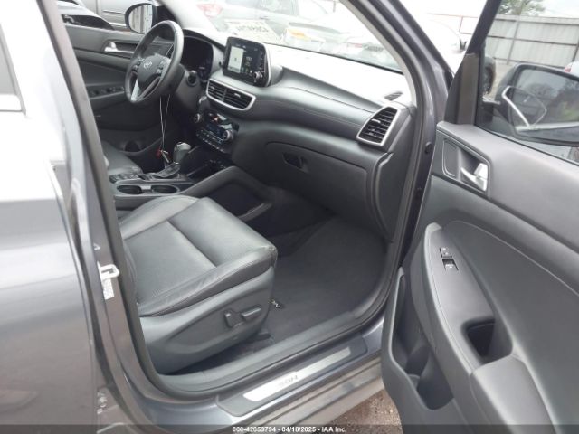 KM8J33AL5MU328739 Hyundai Tucson Ultimate