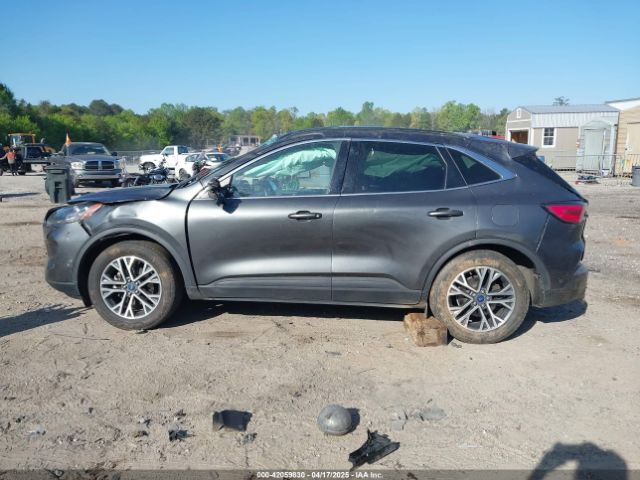 1FMCU9DZ2LUA86600 Ford Escape