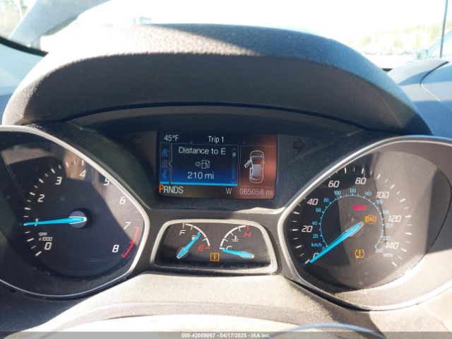 1FMCU9GX6FUB53648 Ford ESCAPE SE