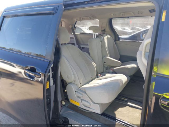 5TDKK3DCXES476334 Toyota Sienna Le V6 8 Passenger