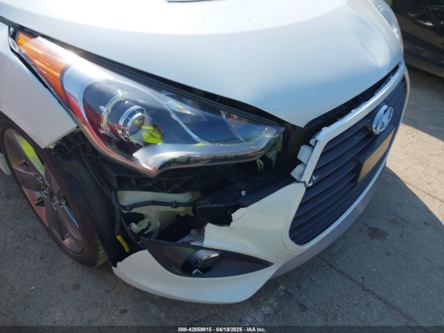 KMHTC6AE4FU234611 Hyundai Veloster Turbo