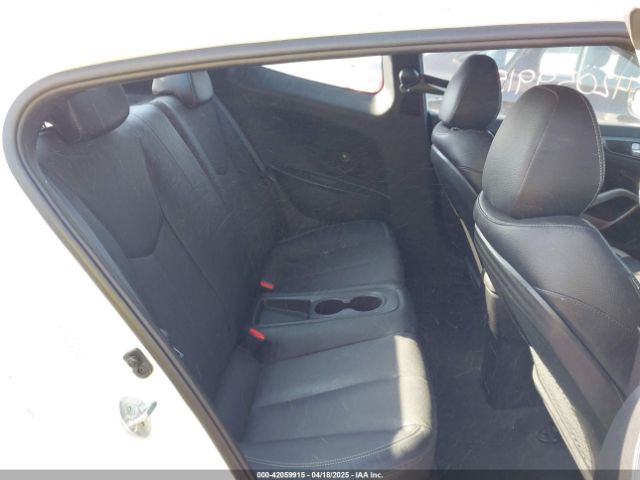 KMHTC6AE4FU234611 Hyundai Veloster Turbo