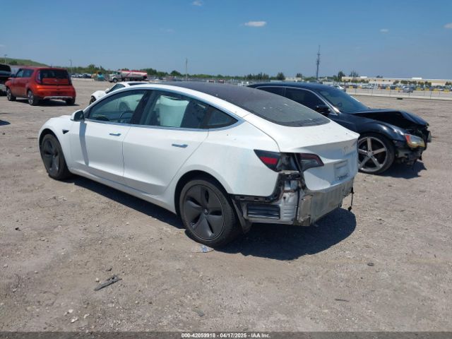 5YJ3E1EAXJF027179 Tesla MODEL 3