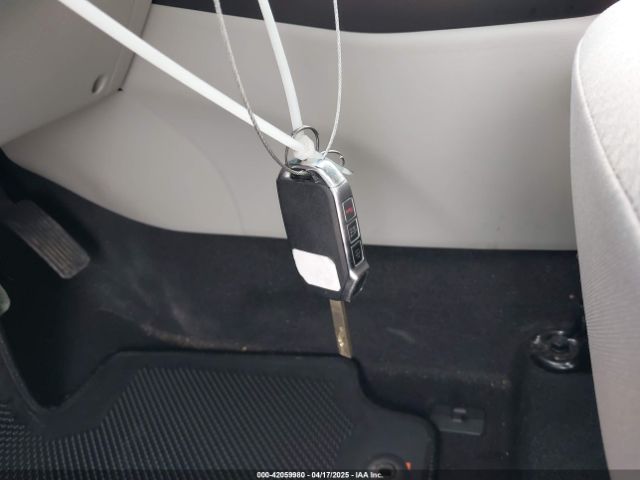 KNDJ23AU3M7147301 KIA SOUL LX