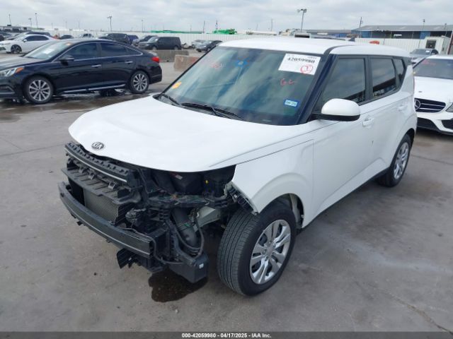 KNDJ23AU3M7147301 KIA SOUL LX