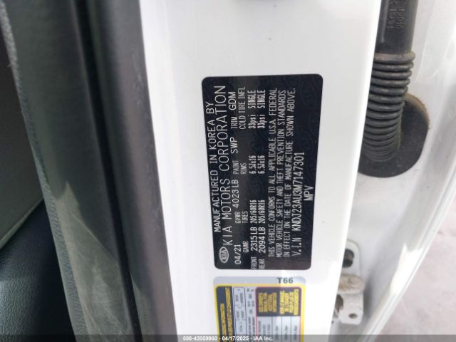 KNDJ23AU3M7147301 KIA SOUL LX