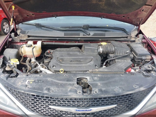 Chrysler Pacifica Touring L 2019 2C4RC1BG2KR626415 Image 10