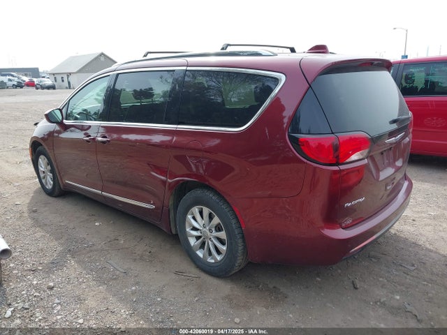 Chrysler Pacifica Touring L 2019 2C4RC1BG2KR626415 Image 3