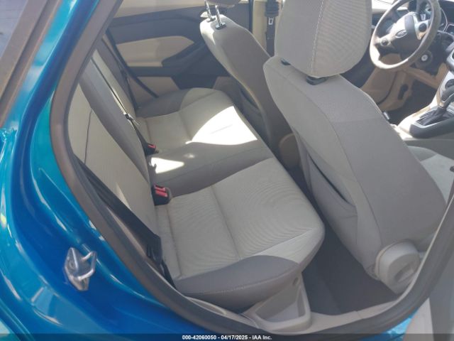 1FADP3F2XEL221639 Ford FOCUS SE