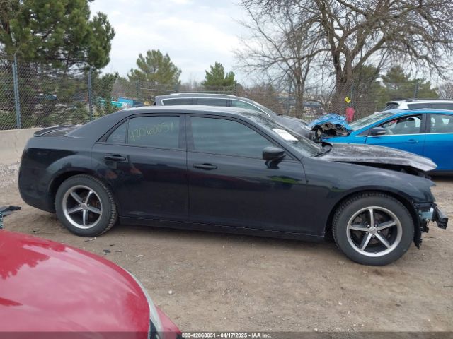 2C3CCABG9KH654079 Chrysler 300