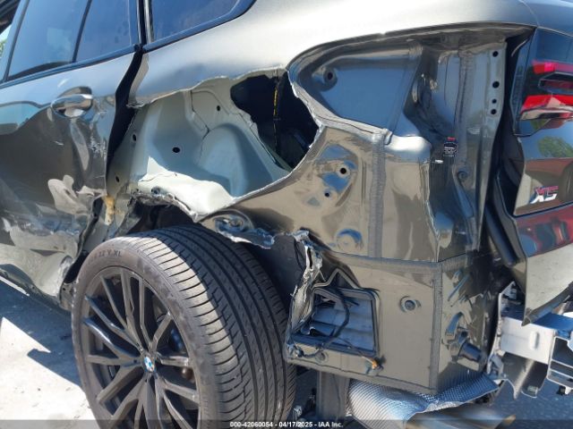 5UX33EU04R9U60278 BMW X5 M60i