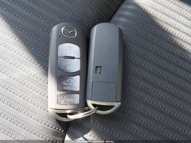 JM1BM1W72G1355926 Mazda MAZDA3