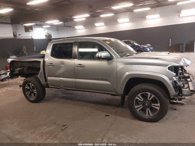 3TMCZ5AN1KM256173 Toyota Tacoma Trd Sport
