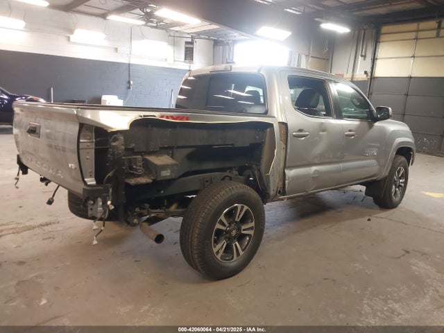 3TMCZ5AN1KM256173 Toyota Tacoma Trd Sport