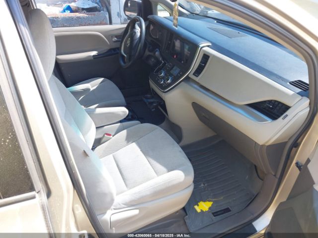 5TDKK3DCXFS552524 Toyota Sienna Le 8 Passenger