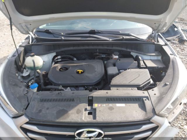 KM8J3CA40HU385333 Hyundai Tucson Se Plus