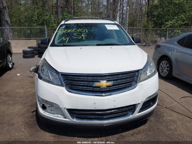1GNKVFED8FJ257149 Chevrolet Traverse Ls