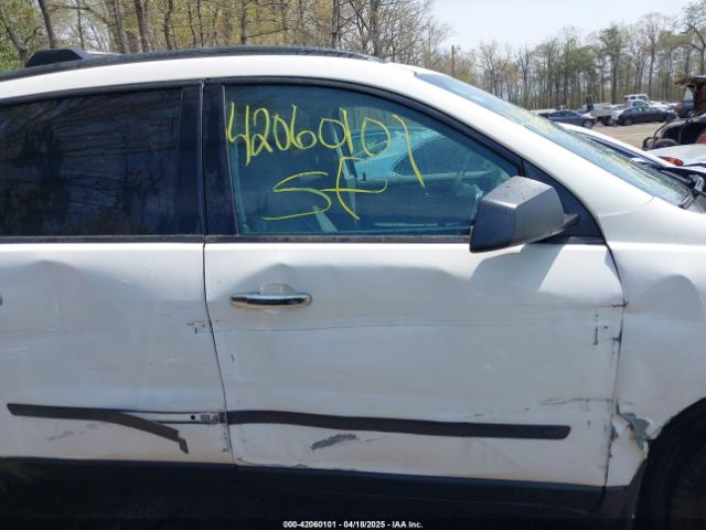 1GNKVFED8FJ257149 Chevrolet Traverse Ls