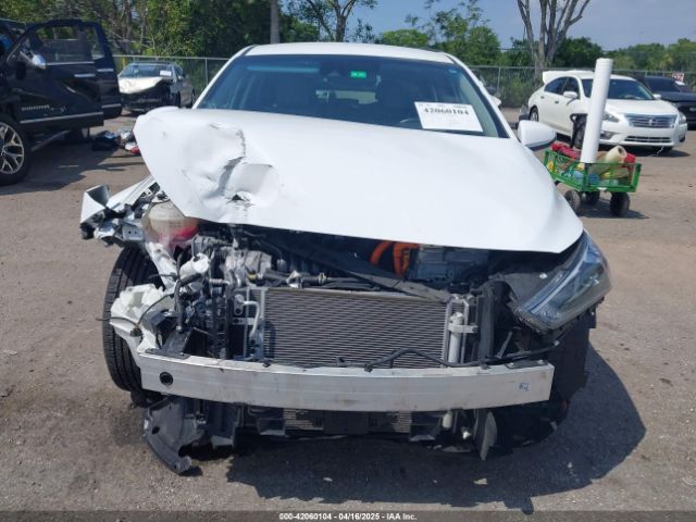 KMHC75LC1NU282432 Hyundai Ioniq Hybrid Se