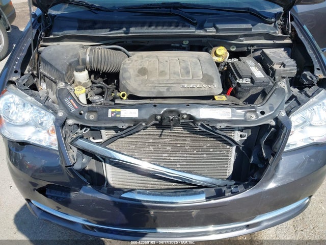 2C4RC1BGXGR141706 Chrysler Town & Country Touring