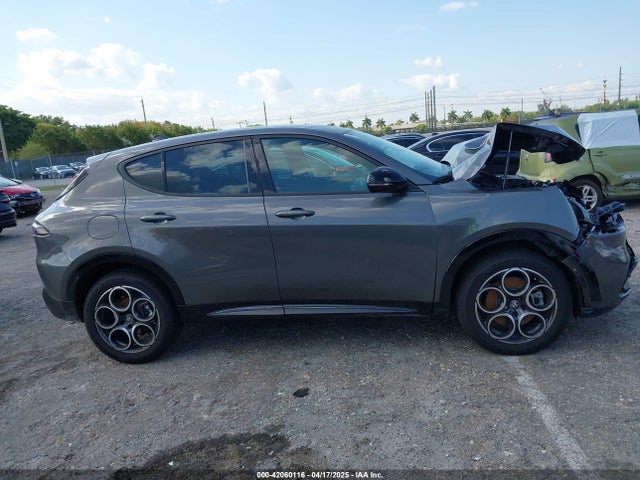Alfa Romeo Tonale Awd 2025 ZASNATAN6S3090601 Image 13