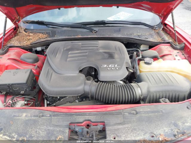 2C3CDXHG6GH204727 Dodge Charger Sxt