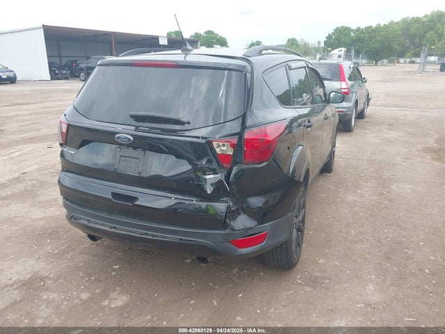 1FMCU9GD1KUA64828 Ford ESCAPE SE