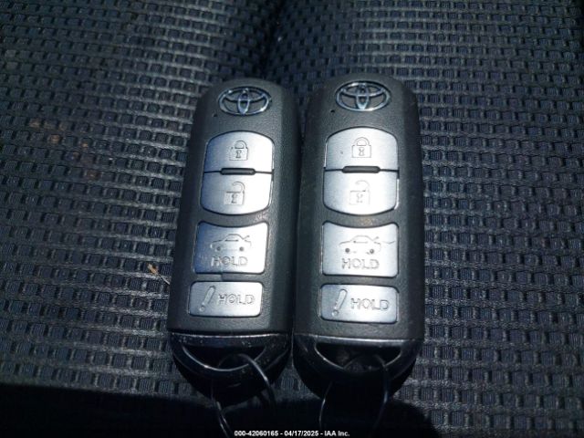 3MYDLBYV9HY183860 Toyota YARIS IA