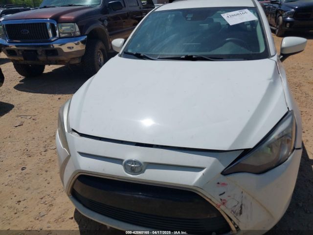 3MYDLBYV9HY183860 Toyota YARIS IA