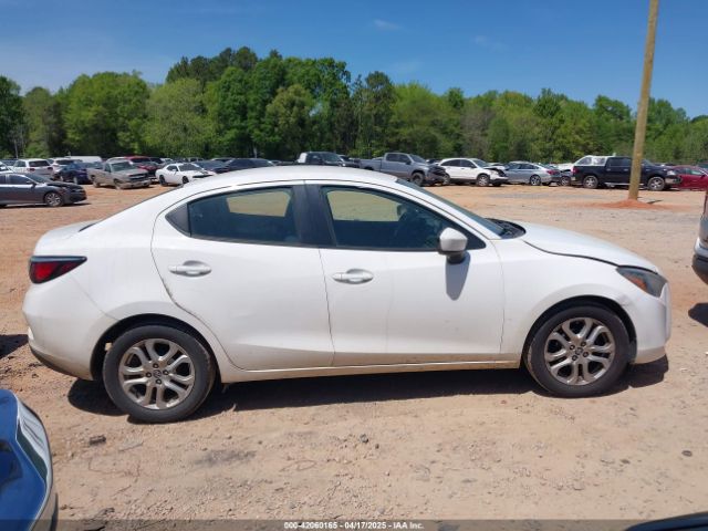 3MYDLBYV9HY183860 Toyota YARIS IA