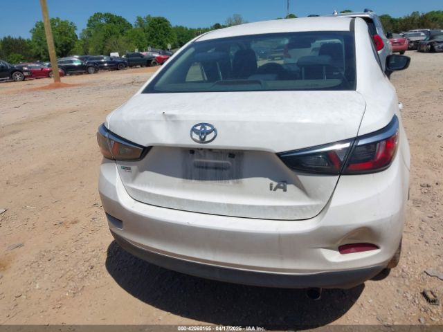 3MYDLBYV9HY183860 Toyota YARIS IA