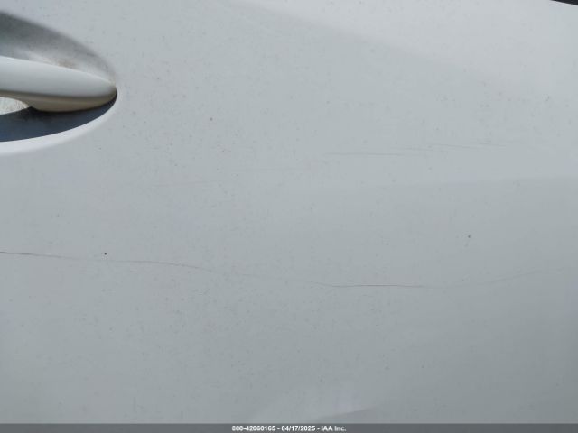 3MYDLBYV9HY183860 Toyota YARIS IA